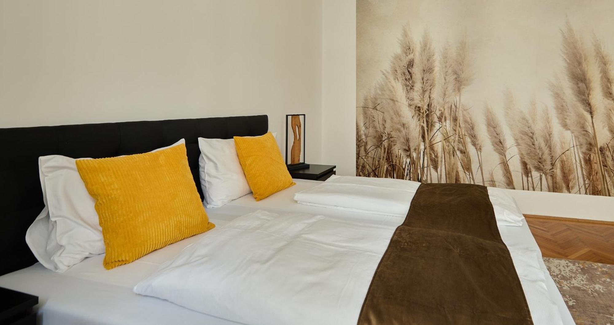 City Stay Vienna - Volkstheater Buitenkant foto